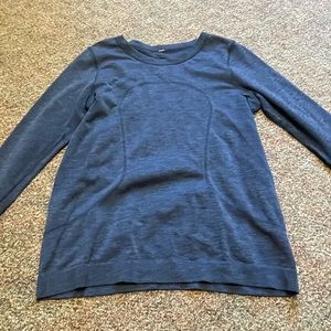 Dark blue athletic long sleeve shirt